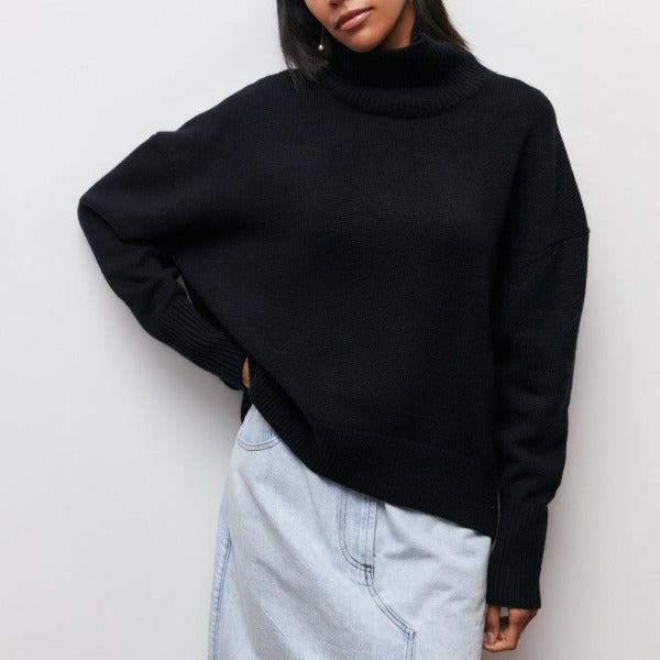 Zoé™ Essential Elegant Sweater