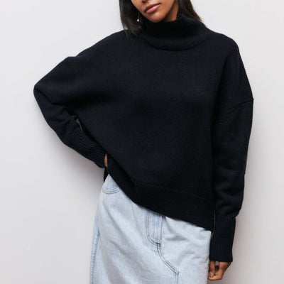 Zoé™ Essential Elegant Sweater